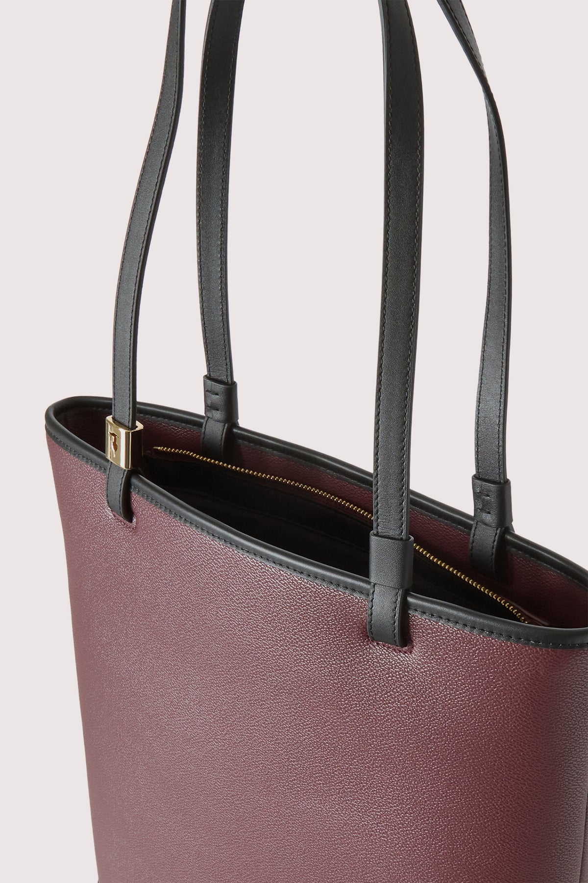 Borsa tote verticale Piazza 2|519bf70278c3f3b96eb46d9078979440df2ede7f5a95ab7ba768152f602dd40b