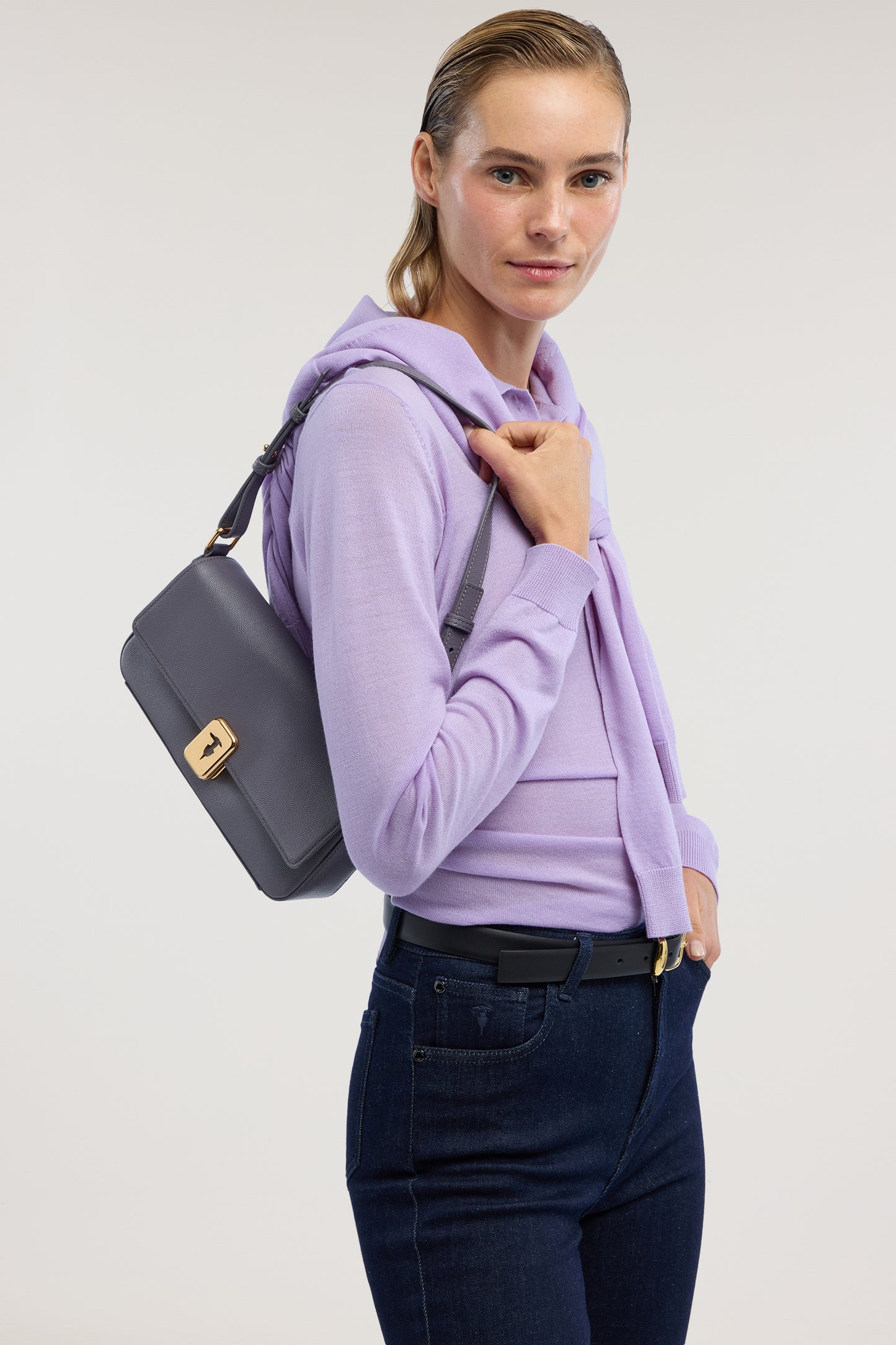 Borsa a tracolla Cameo in pelle 5|1330fde719ff33ee3ea851bd92b14e4886abcd3ef16d75ea8bc75ec34df28a1b