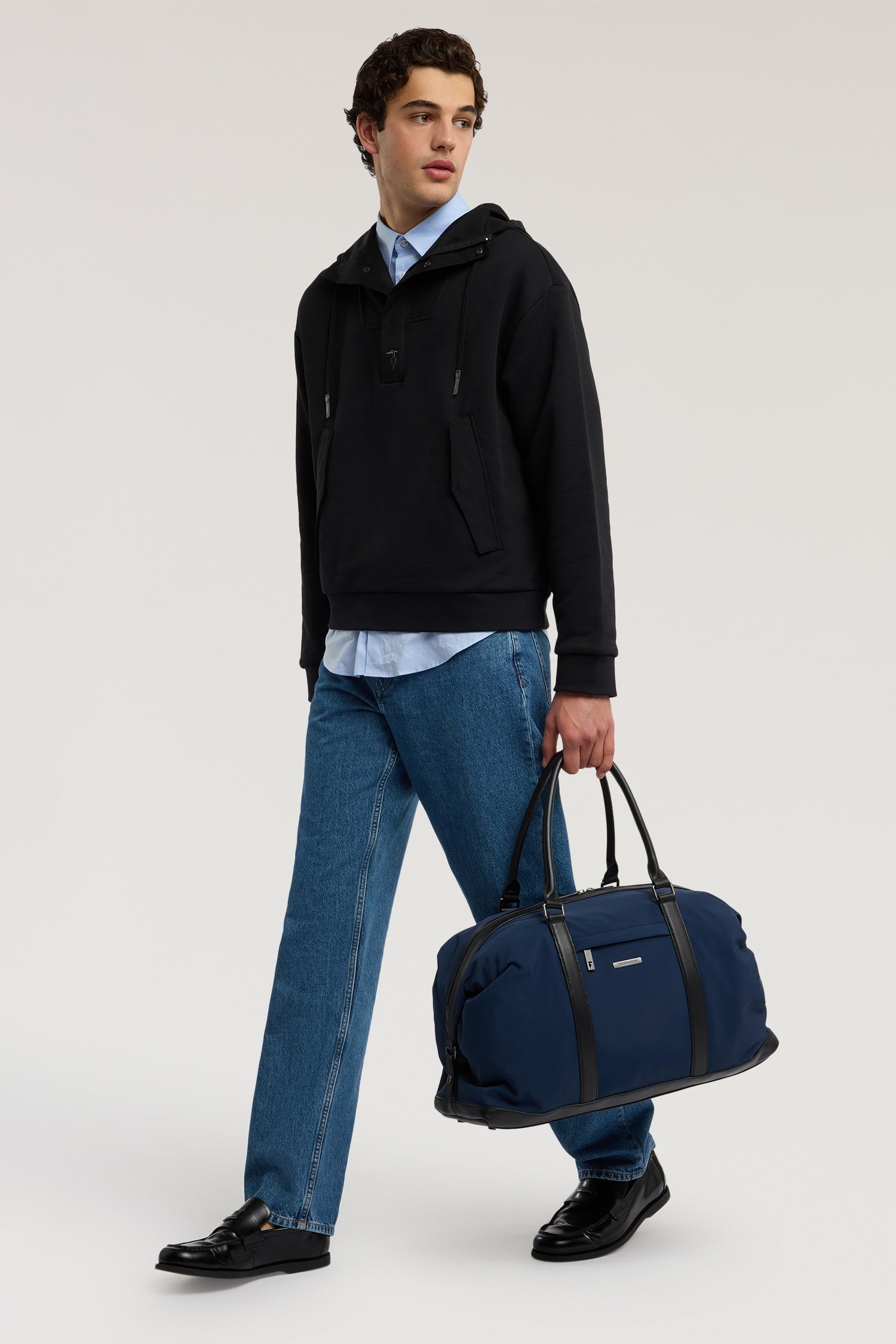 Borsone Travel in nylon e pelle 5|92ef24311749b1eeef28c7b471b7c89f180e696cfa6034a41b76a6e96ba0f224