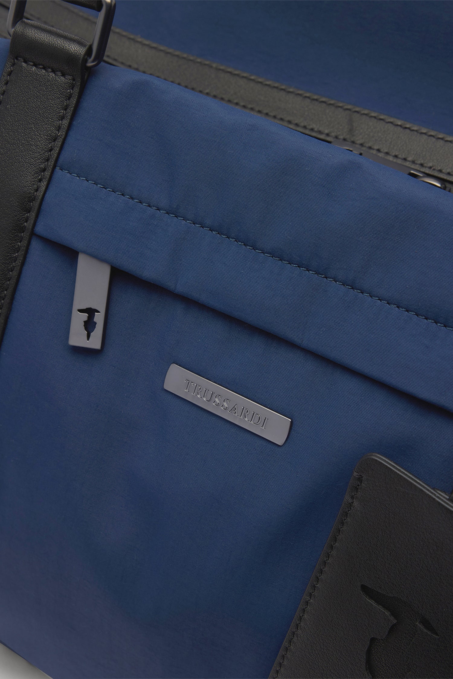 Borsone Travel in nylon e pelle 2|bef7be0a075d826ec6e4ea51043fded5c357ecdd92eba9a9f429a809a7721b87