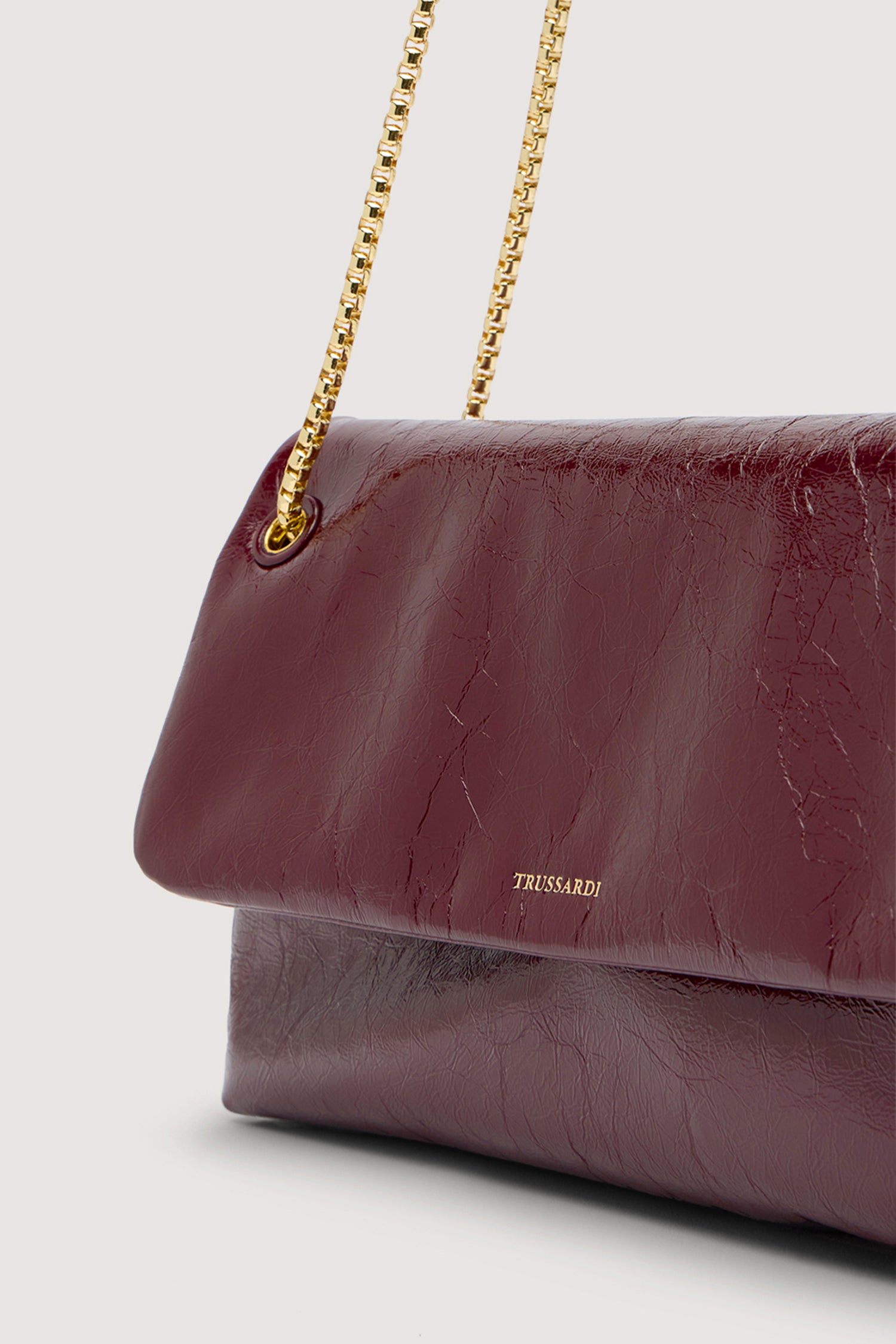 Borsa a tracolla Orbita media con catena in pelle cracklé 3|11156cd14593d73f93ec56c5ce6dac6b1c5e0f8c20e3cf000045f3afb3580b2b