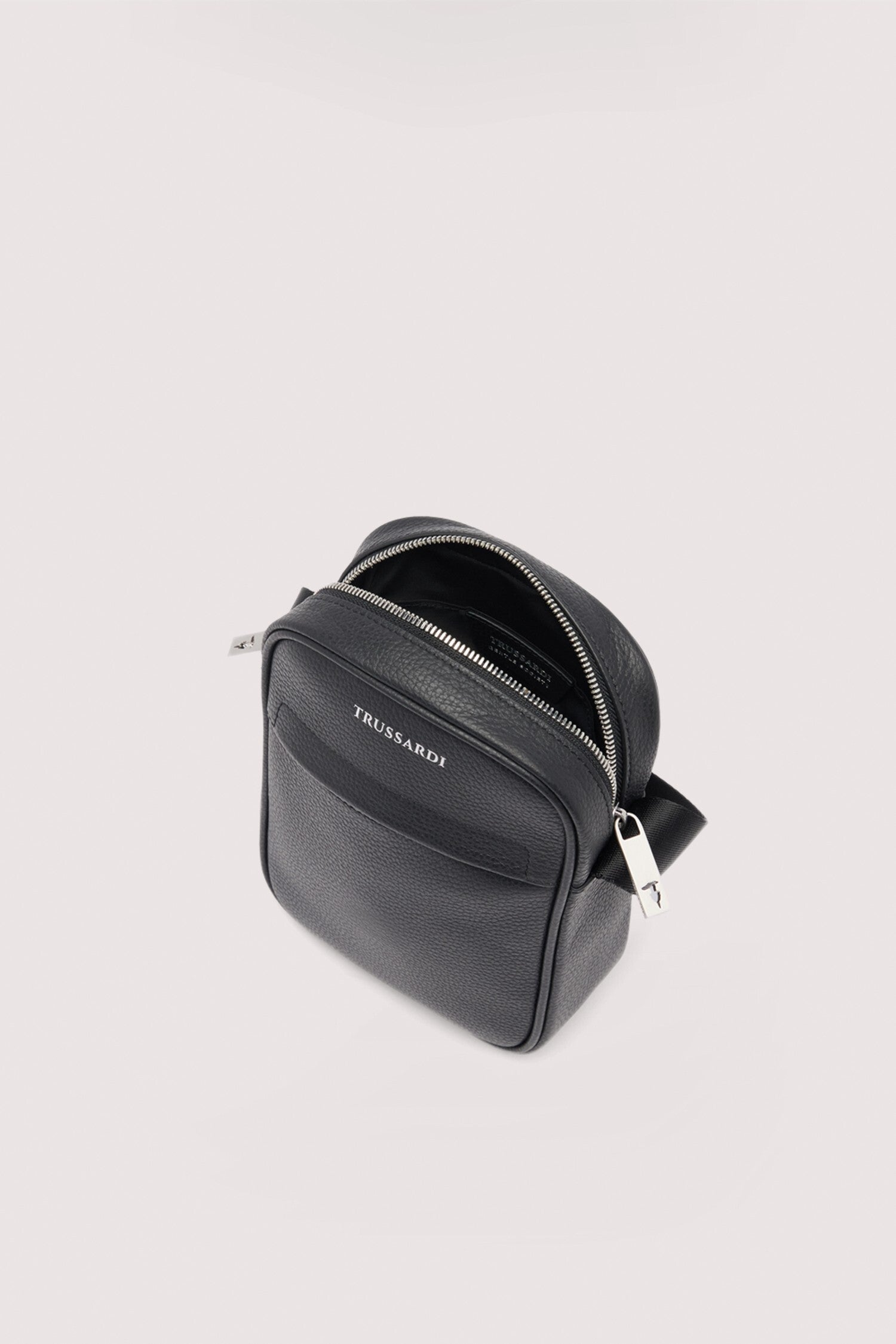 Borsa reporter piccola Office in pelle martellata 2|8ab29960340aa8addc4bbe5564455b2df2a00c6f93d3f6b0e6fe93e31ce9f8f4