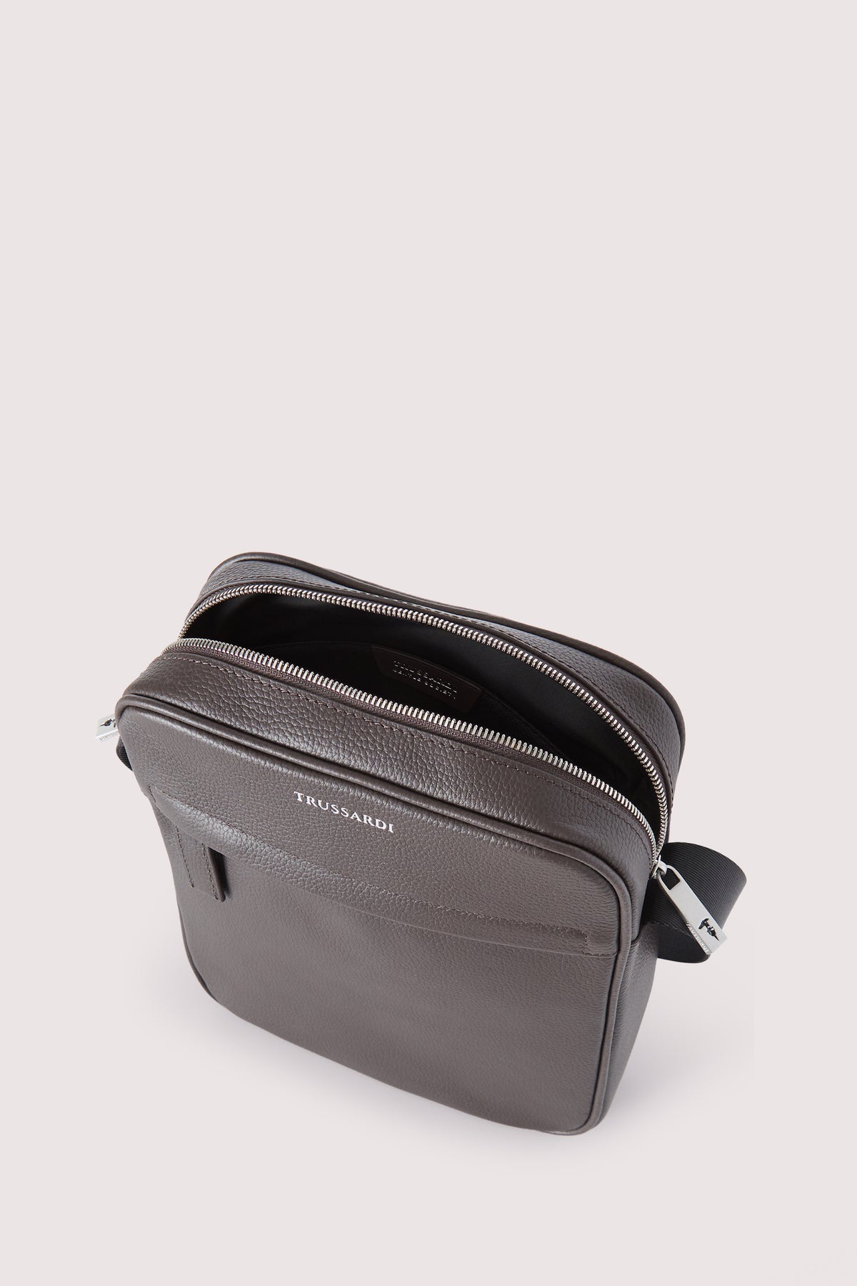 Borsa reporter Office media in pelle martellata 5|9f7b84ca9f61e1e94178762b1780e140d450d9de6817029c4d00201e1088ad5e