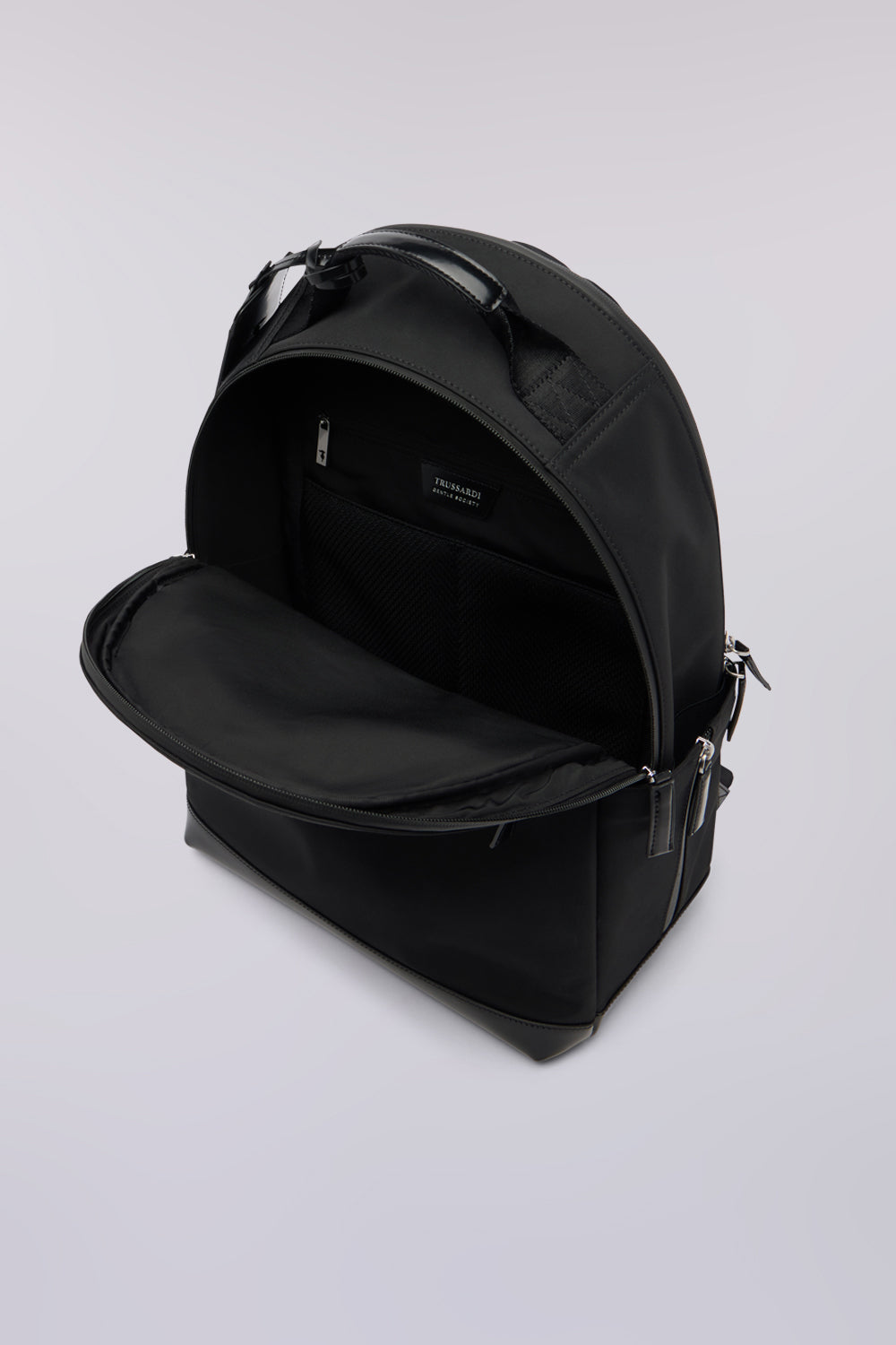 Zaino Travel in nylon e pelle 2|0988f4278ca9eaafd200f81d1c7eddf4dda15bfa2885d92b77505f6f0e1bb727