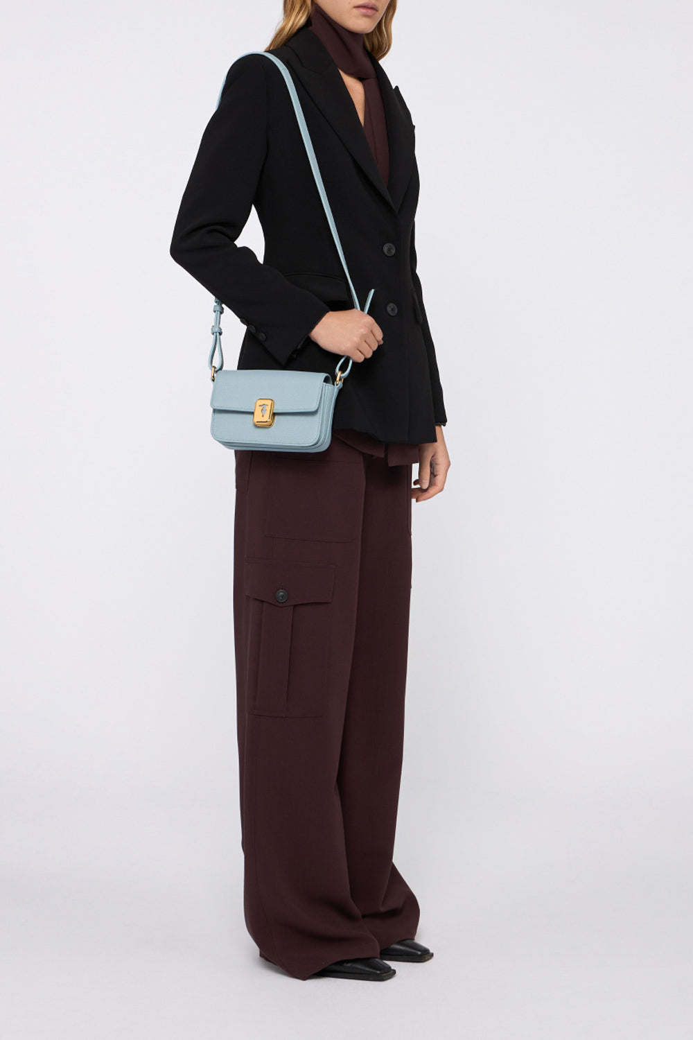 Borsa a tracolla Cameo mini in pelle 4|e6a5b7d9971f55c52d59bcff2872d53e48114bb0f6a89452ae7f08ac255a2b6c