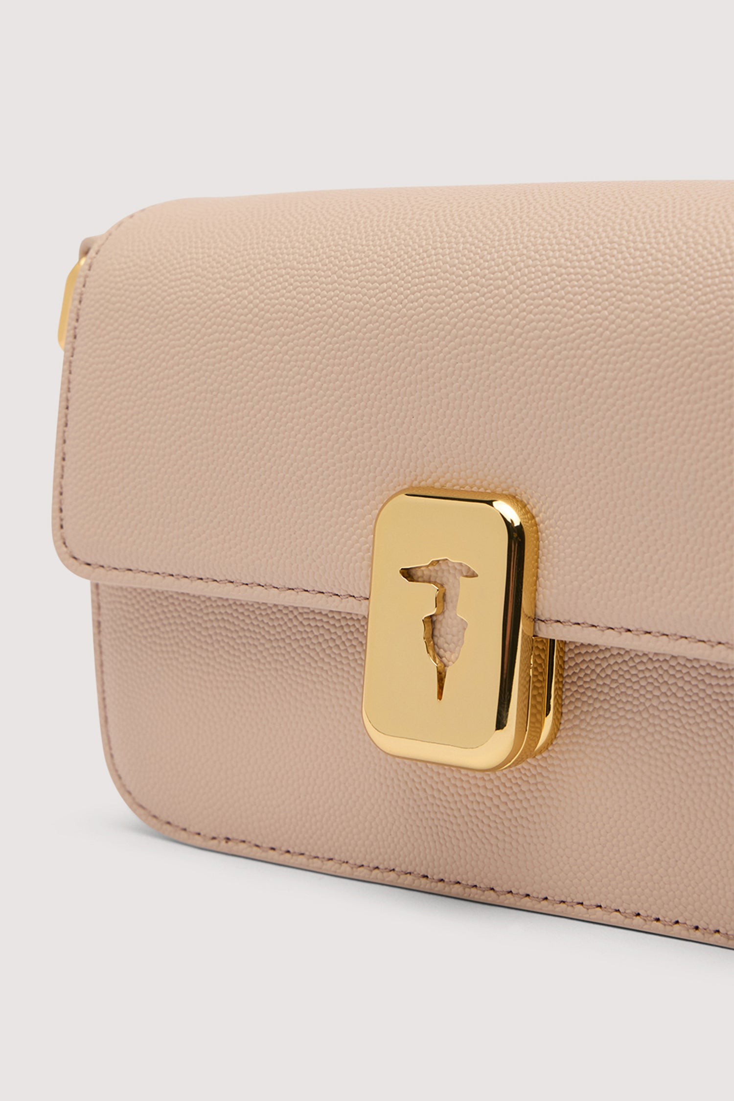 Borsa a tracolla Cameo mini in pelle 3|e7e803d6e17c9788ebd94eb2ca6112a2f8ffe32c711081976e17347bf837fb35