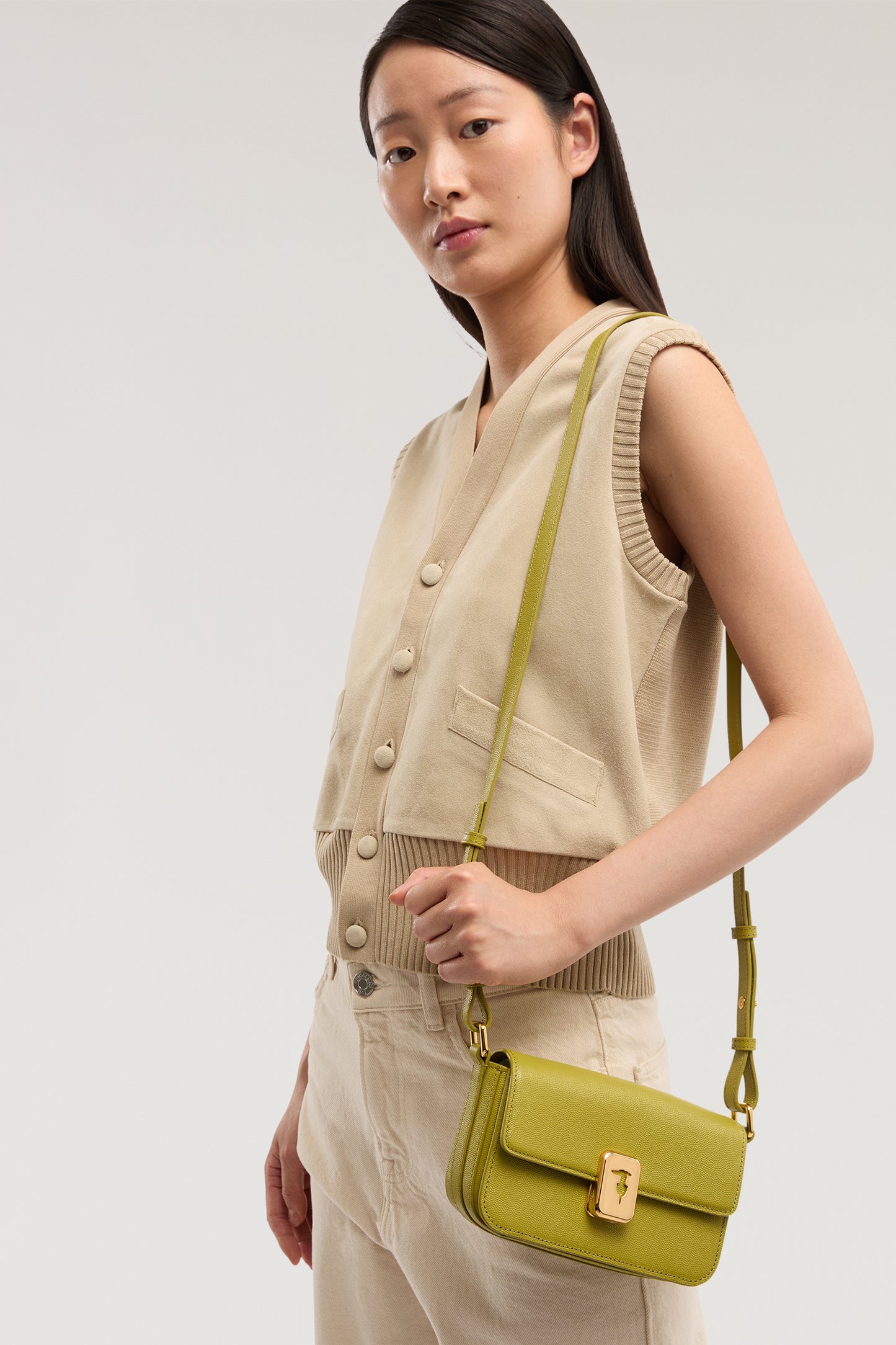 Borsa a tracolla Cameo mini in pelle 7|a769dae81880a94359eaa87145f30df0e0b55f43e88cbc43cdf19ece9d27807b