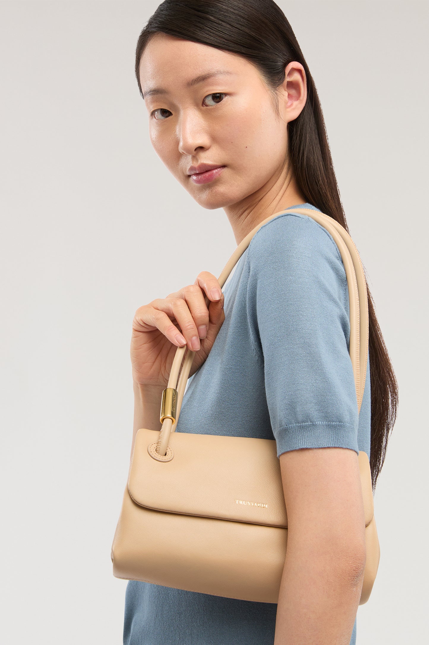 Borsa a tracolla Orbita mini in nappa 2|2a58abb8634f8bd32787b1f372519ddd67456789c6bd5bec86c435a8dbf27046