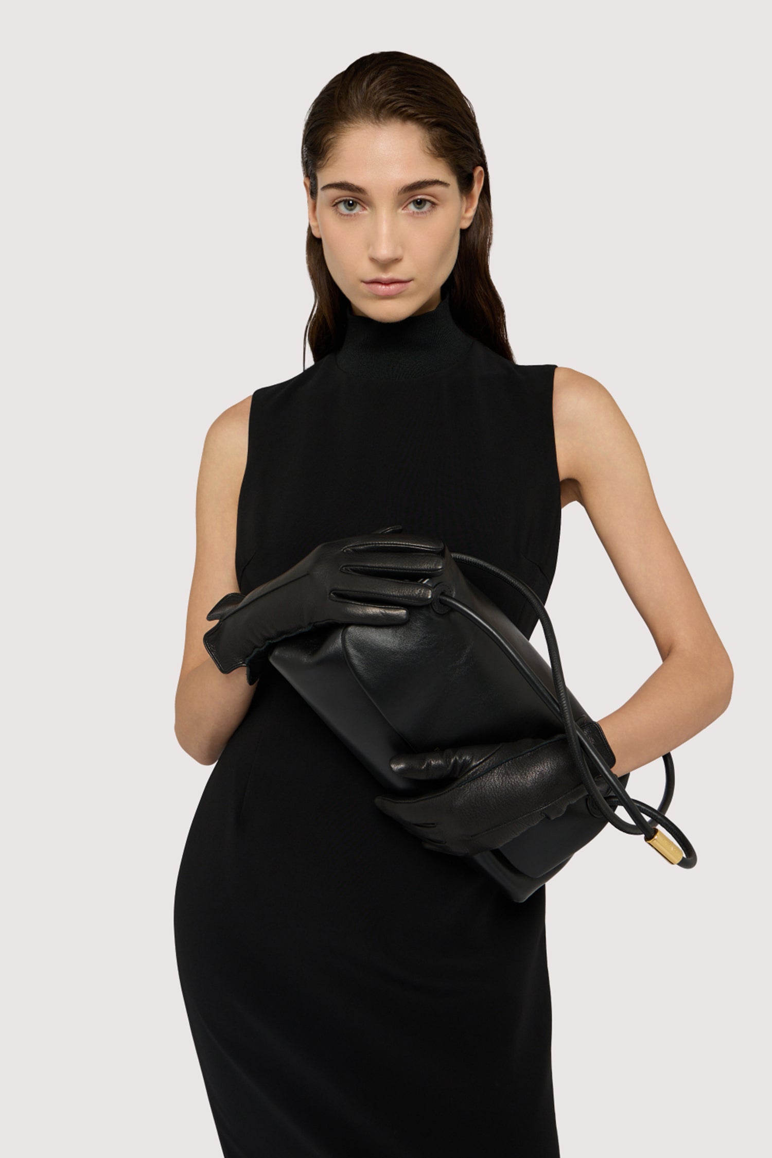 Borsa a tracolla Orbita media in nappa 6|fbb28af6191312886c266aae65da4d422fbc780128566cd8dd24c1c3ad24e2d1