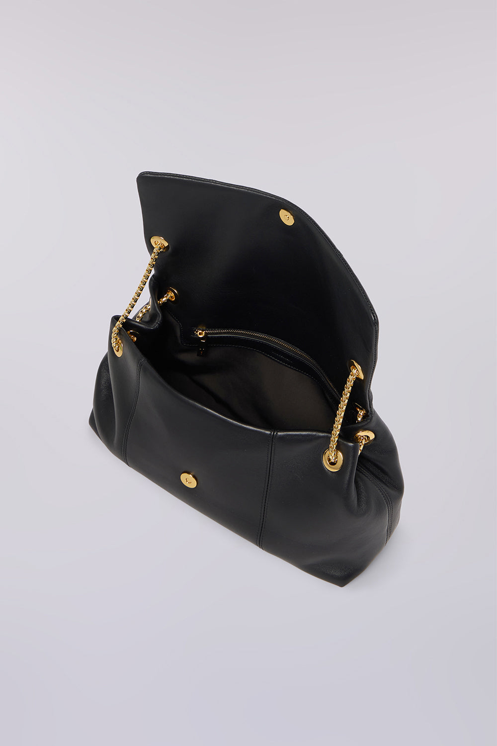 Borsa a tracolla Orbita media in nappa con catena 2|c5327524bb9e30b614dd90c3b0020a1f6a4792a278fc68efcf484254e8b082b4