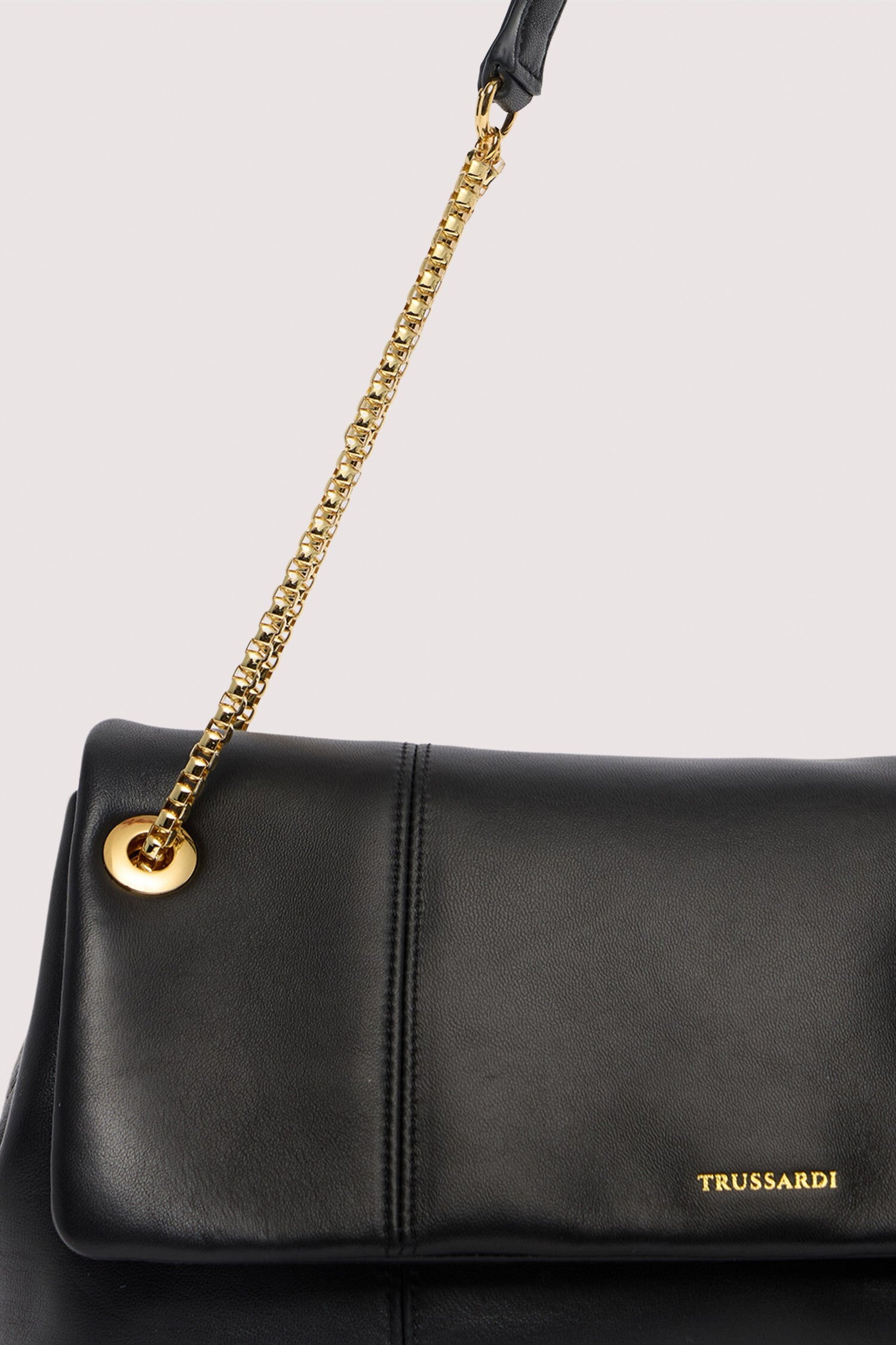 Borsa a tracolla Orbita media con catena in nappa 4|c711c038ac11c8c169aff8250b00c5bae175723a7951f2e263dc7ae62ef9e105