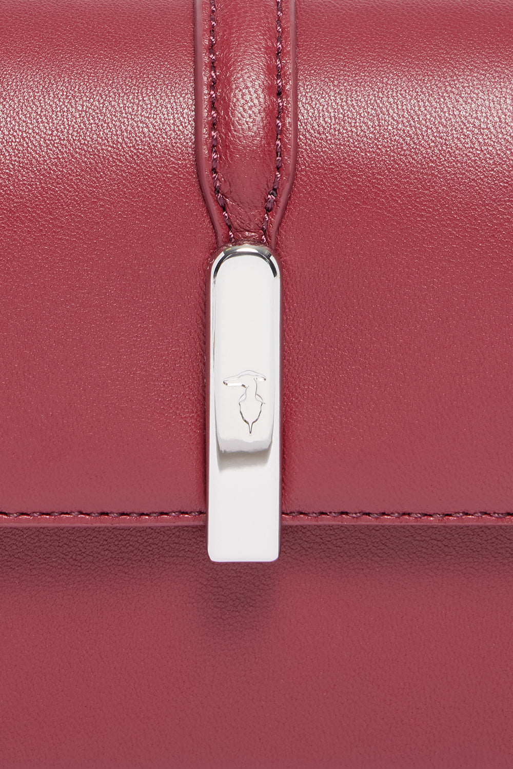 Clutch Notte in pelle 3|ee6a94f8c334d00991614d7c0562c680934b0d2a4462ca45ac3abcb28161b1d3