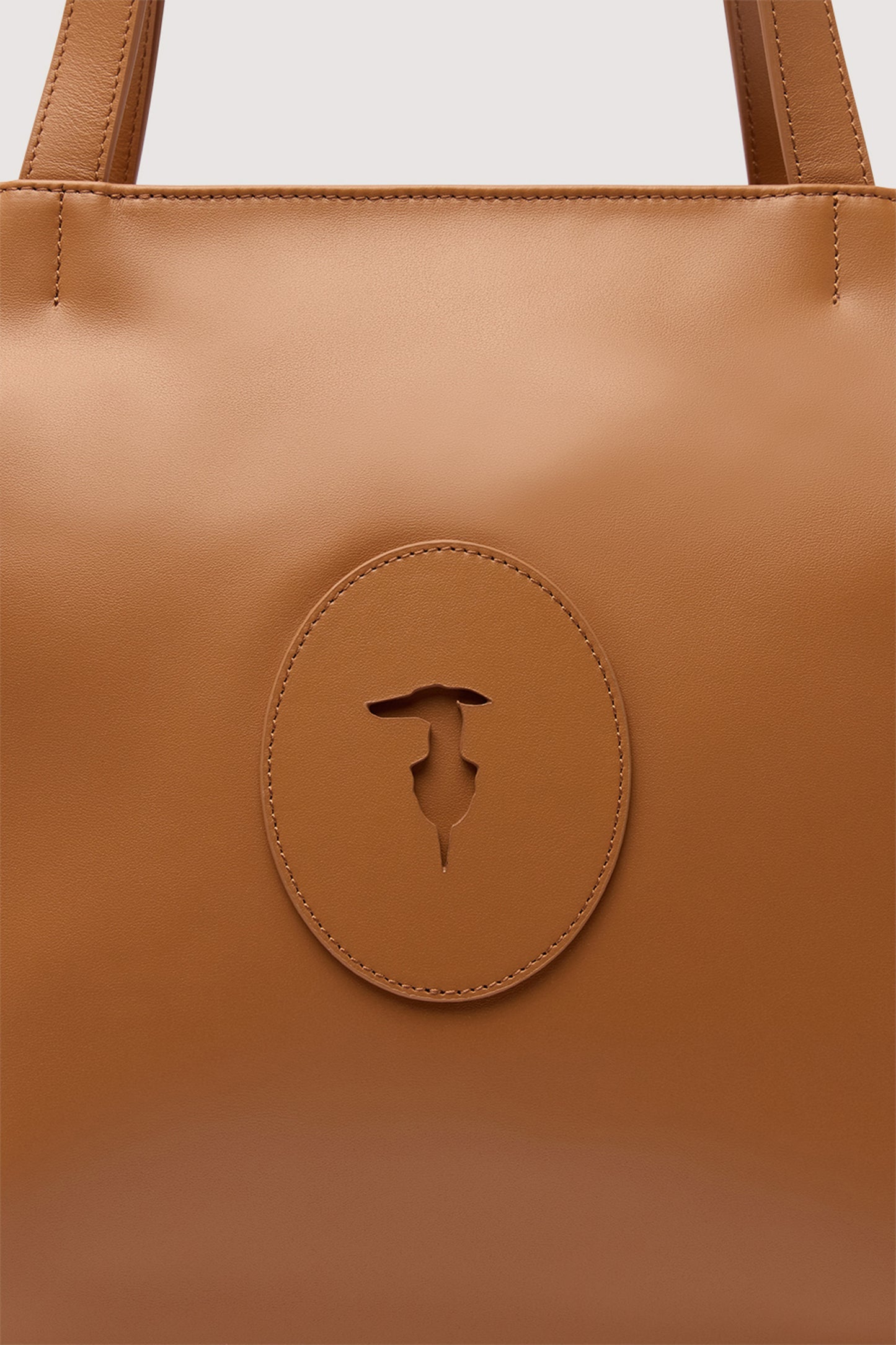 Borsa tote Society in pelle 3|41469f8d9c03cf4edaf0fbe90058430b5b455e61224ce657e928a9bfa745d8b9
