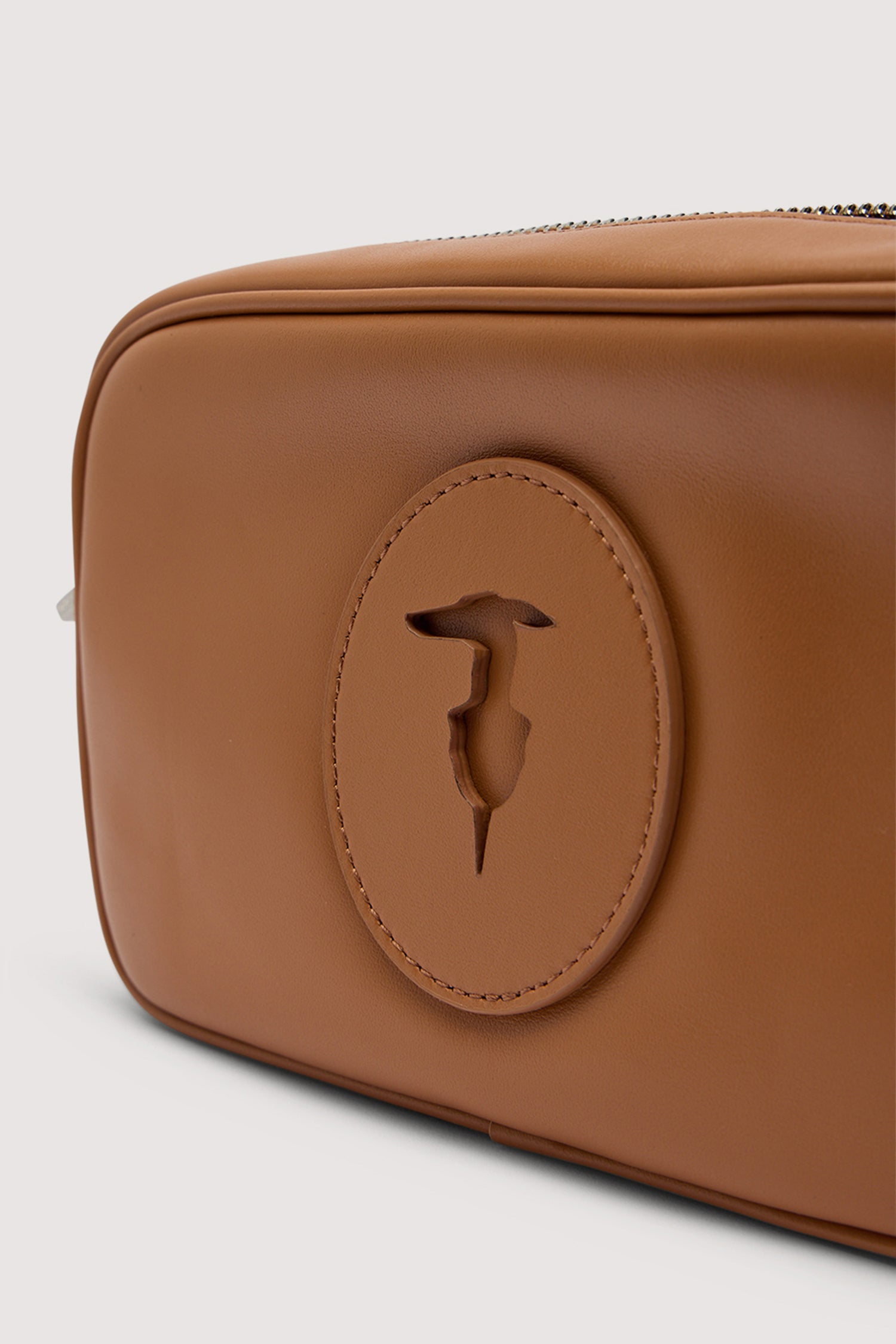 Borsa Society camera bag in pelle 3|d4e3220e36899d66b2f86f8e8f797e669f9298b89b0bd3db4a33eee55846a391