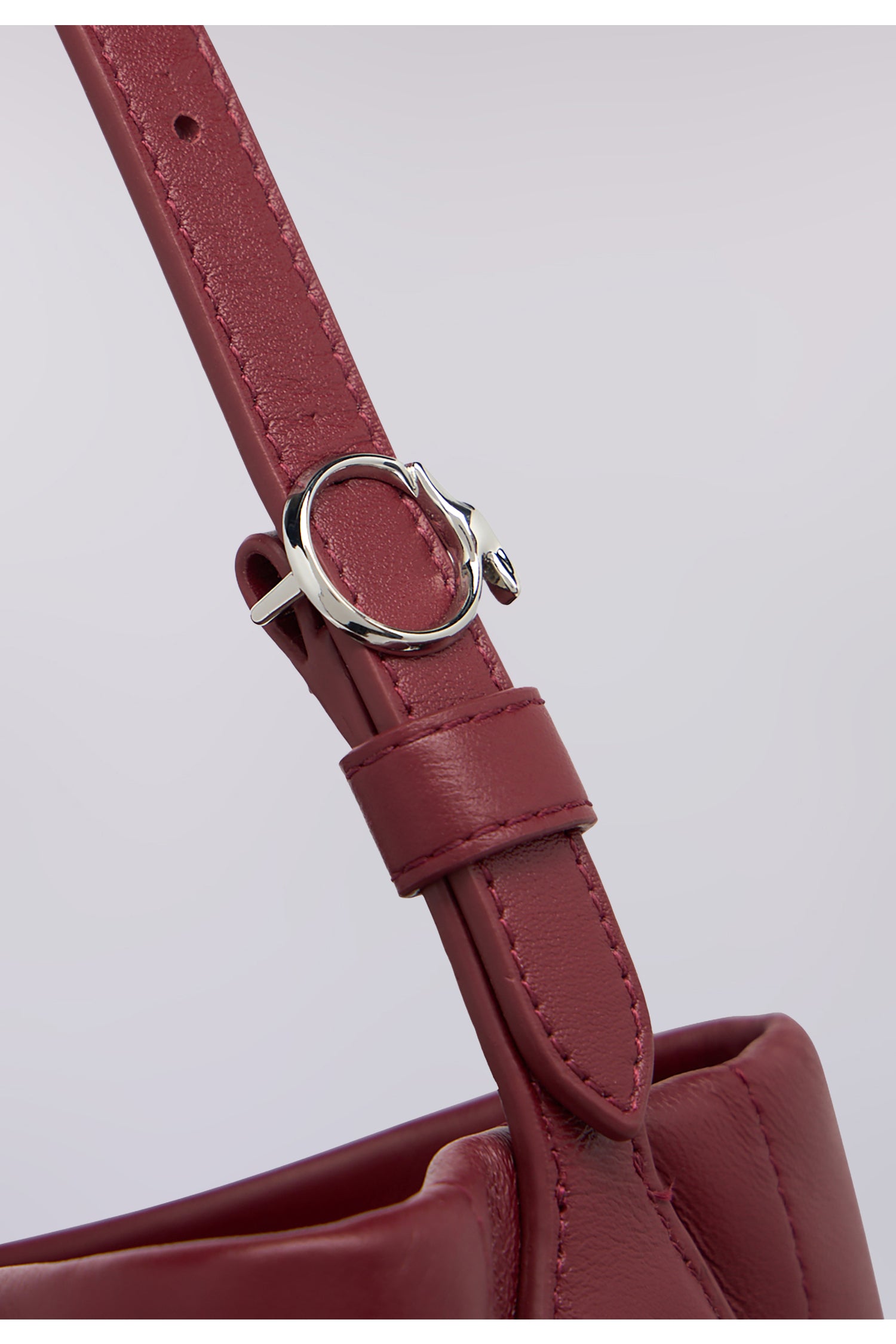 Borsa hobo Gentle large in nappa 2|a9848aa3ae840d9555882521038132590c558d3a2bbaff27914d5466d75cb92d