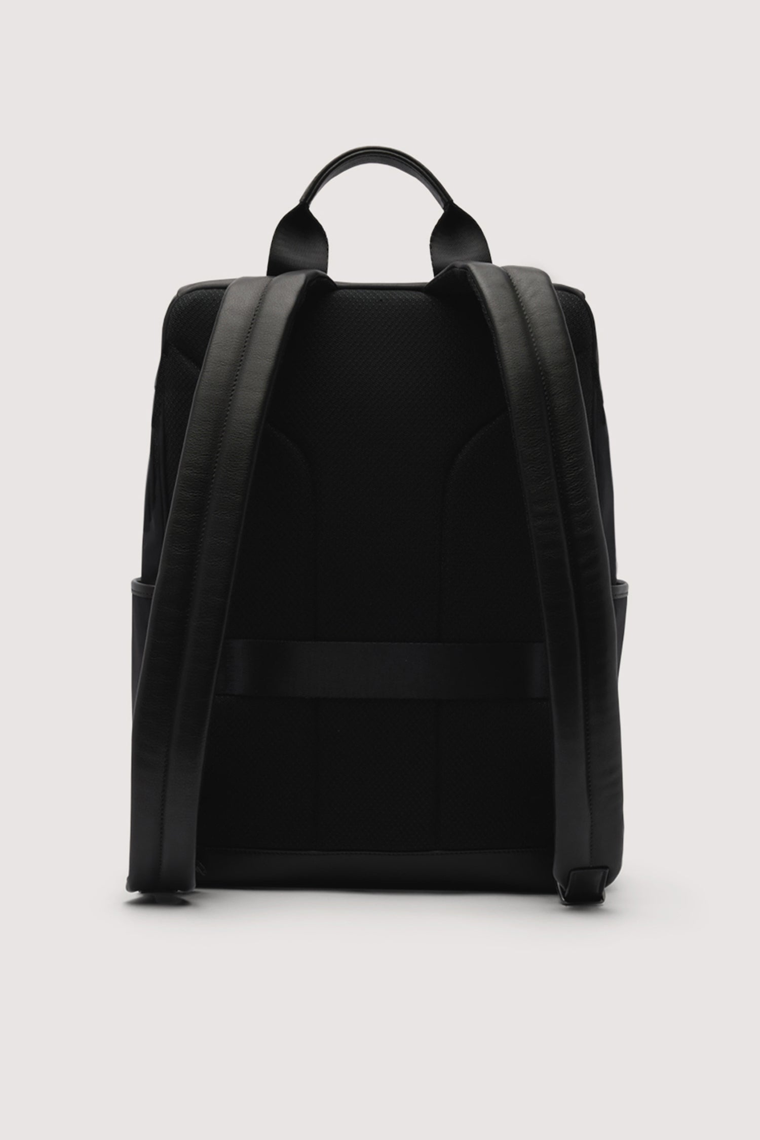 Zaino Travel in nylon e pelle 2|be7a1f4b893f65ca6330b642f95d4585278ce572afd50cae5a25abf36cea2aa7