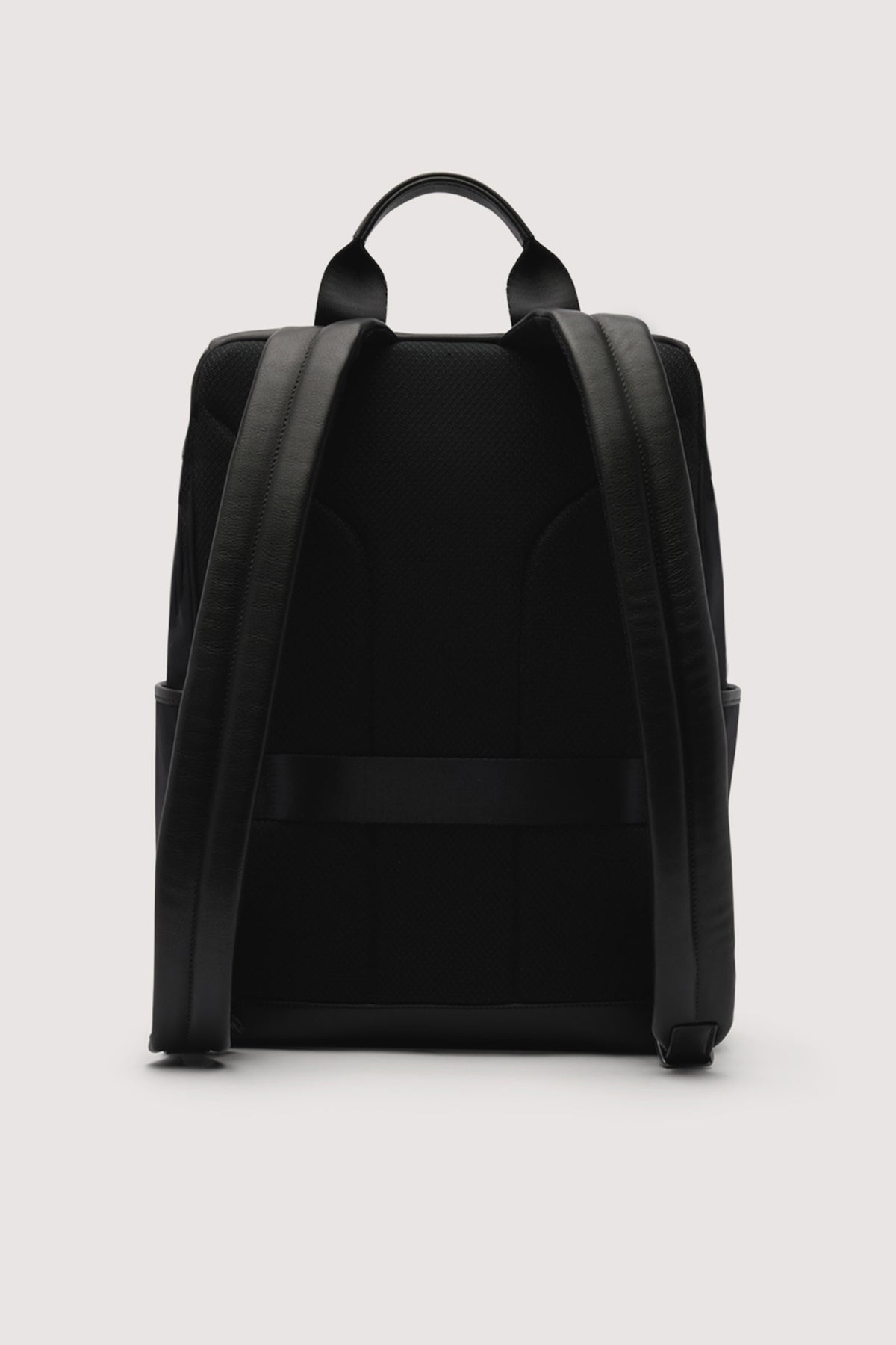 Zaino Travel in nylon e pelle 2|be7a1f4b893f65ca6330b642f95d4585278ce572afd50cae5a25abf36cea2aa7