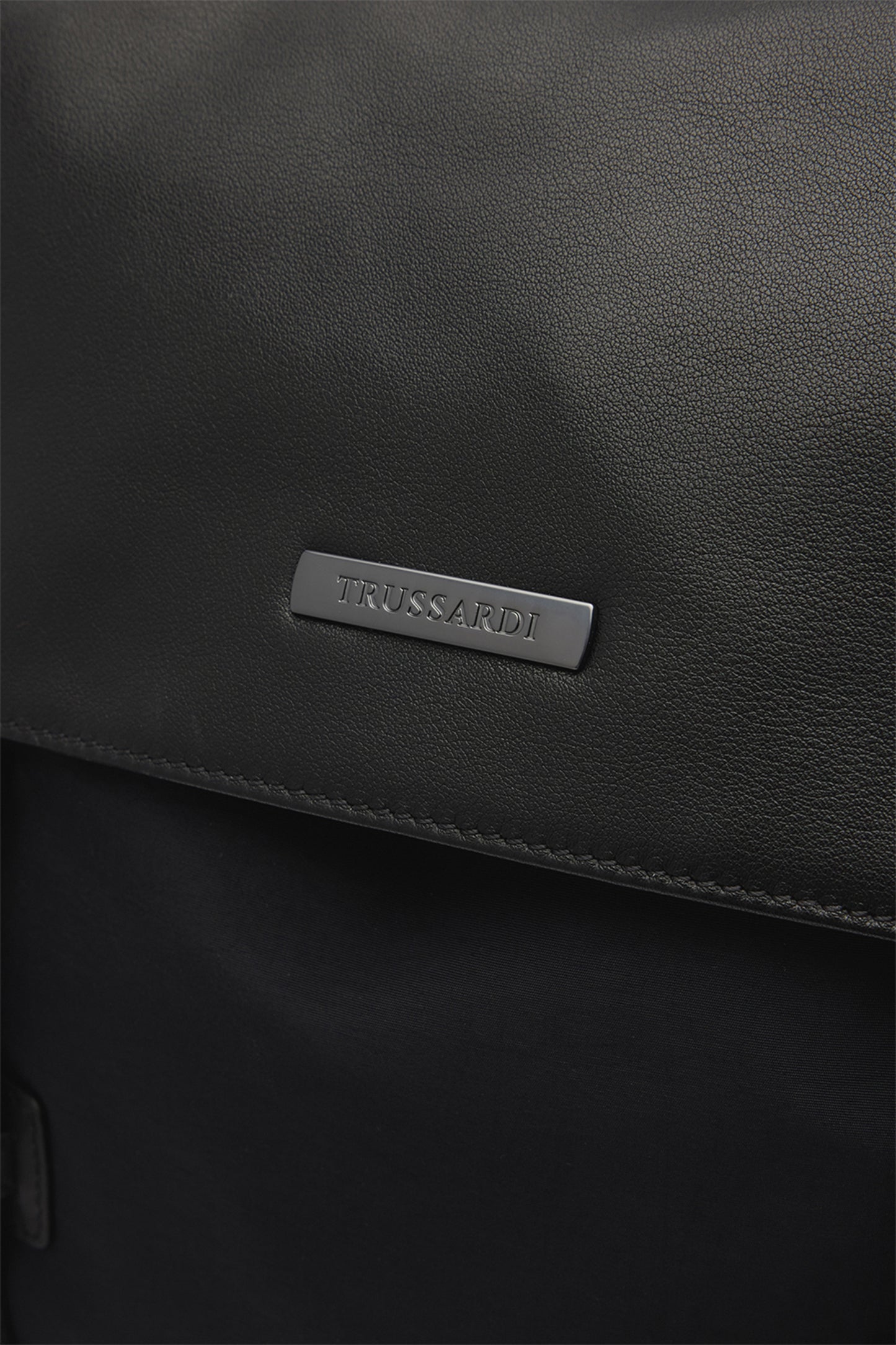 Zaino Travel in nylon e pelle 3|3f109b189c797b6b4b3a3d534678b3d221e49f152f6efcf8cc05e93c90804ceb