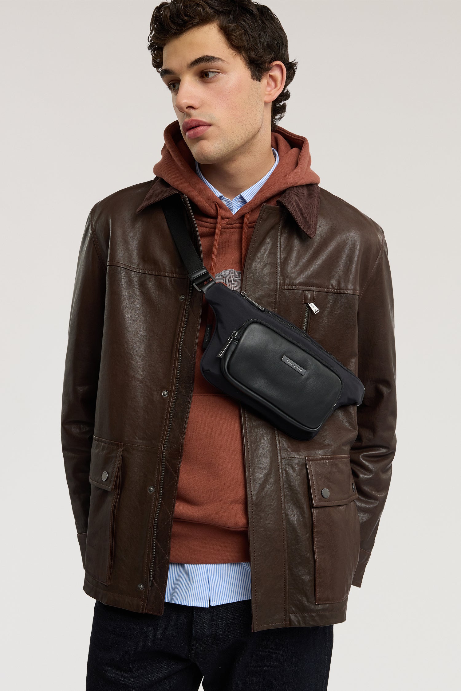 Marsupio Travel in nylon e pelle 2|33f68bf4722b1aa1303f1a953de56e81e7cbd0cd9051dccbc0cedf756ed508e9