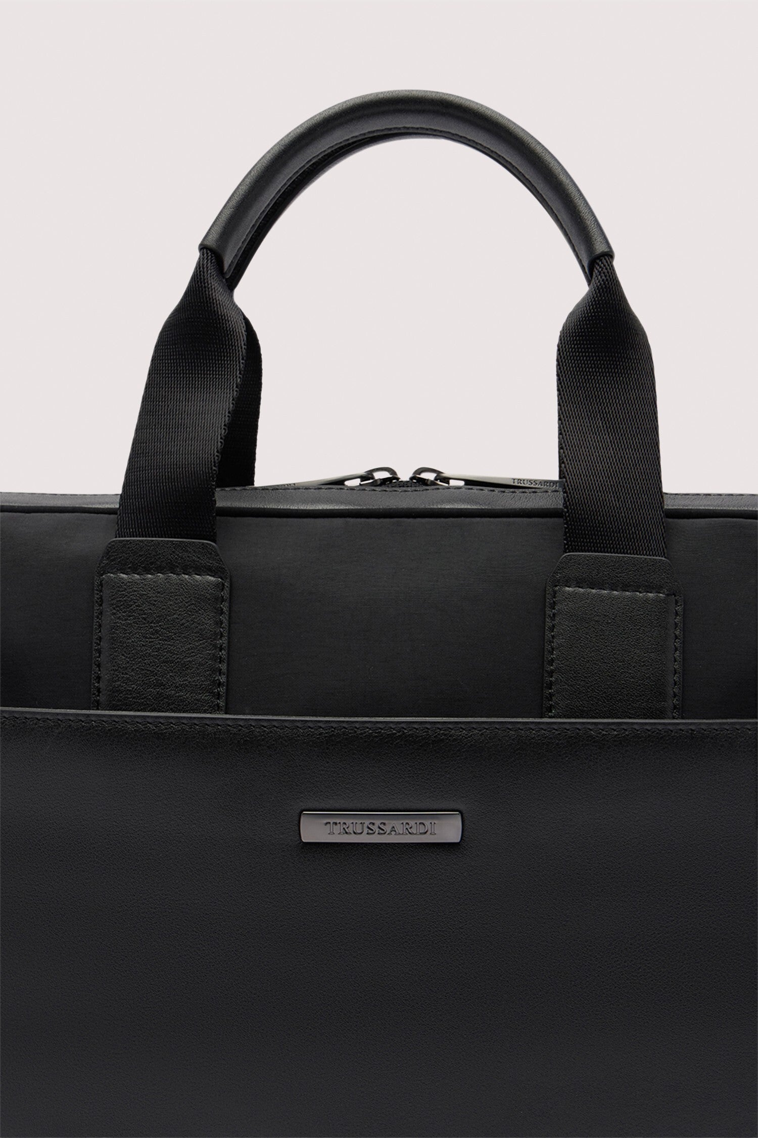 Borsa portadocumenti Travel in nylon e pelle 4|3289c4ac3caaa9b982b84eec0bb67c5554b867faa2d5d7c1d2ab79b7e59120f3