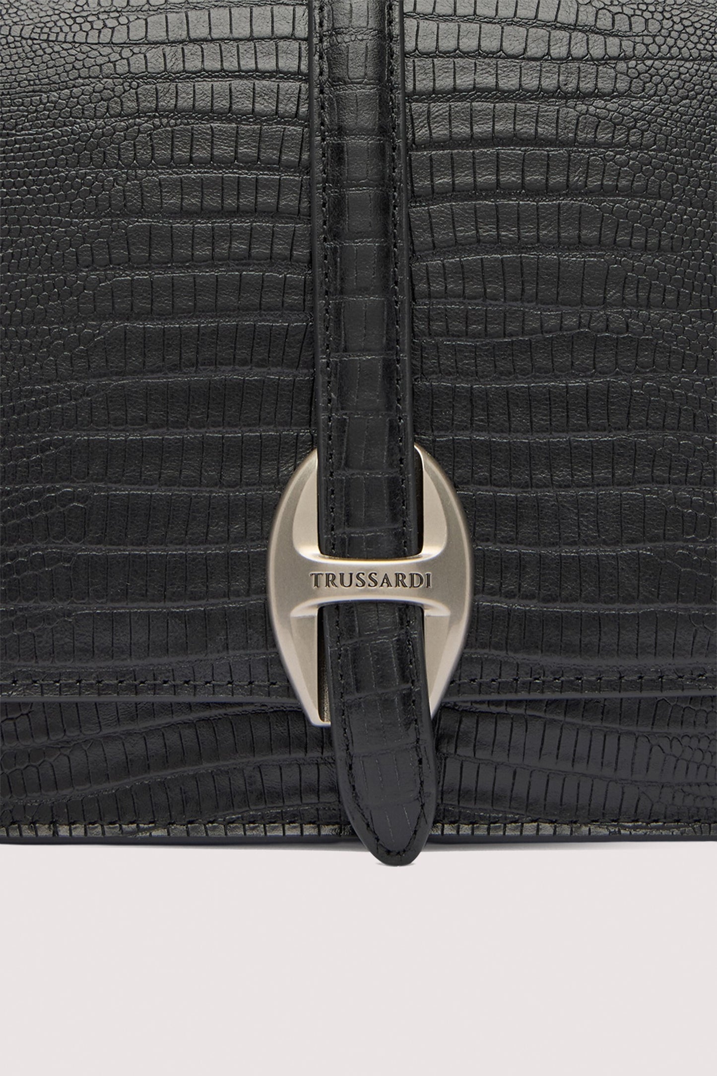 Borsa a spalla Velaria in pelle stampa rettile 4|290cd7bf37768faded61077d867df0db8d6bde3e2142df615eea25f77140f958