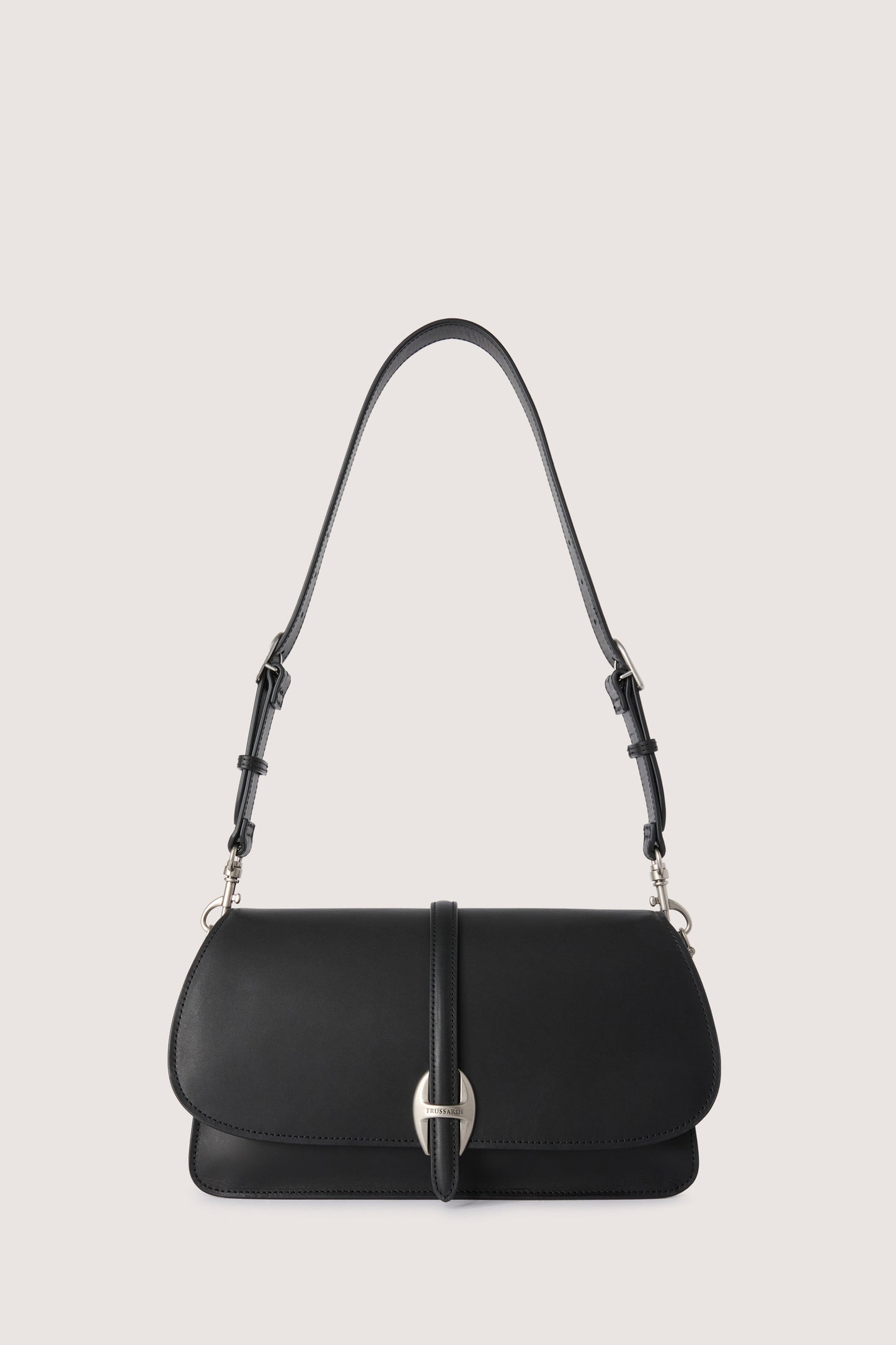 Borsa a spalla Velaria media in pelle 4|5b31bebdba5f81804f44cb08f5fc576b4cf44a65585f95ac31d0af72c83d7010